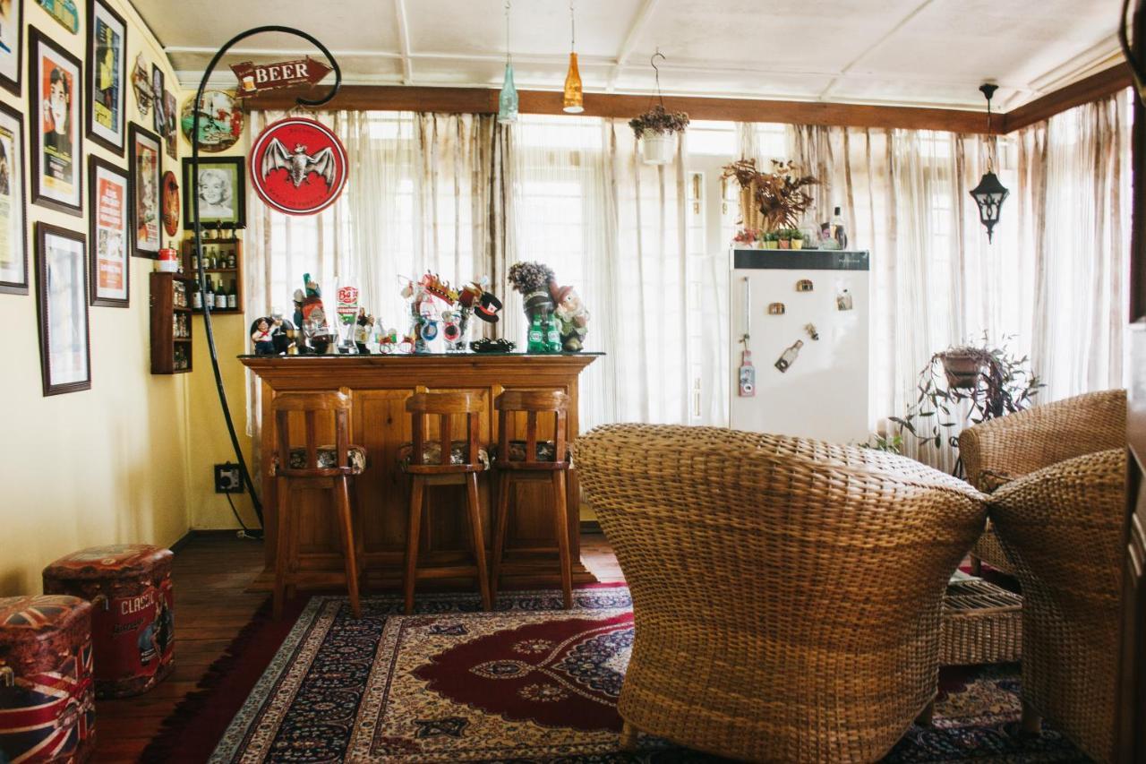 Rock Cliff Home Stayシロン エクステリア 写真