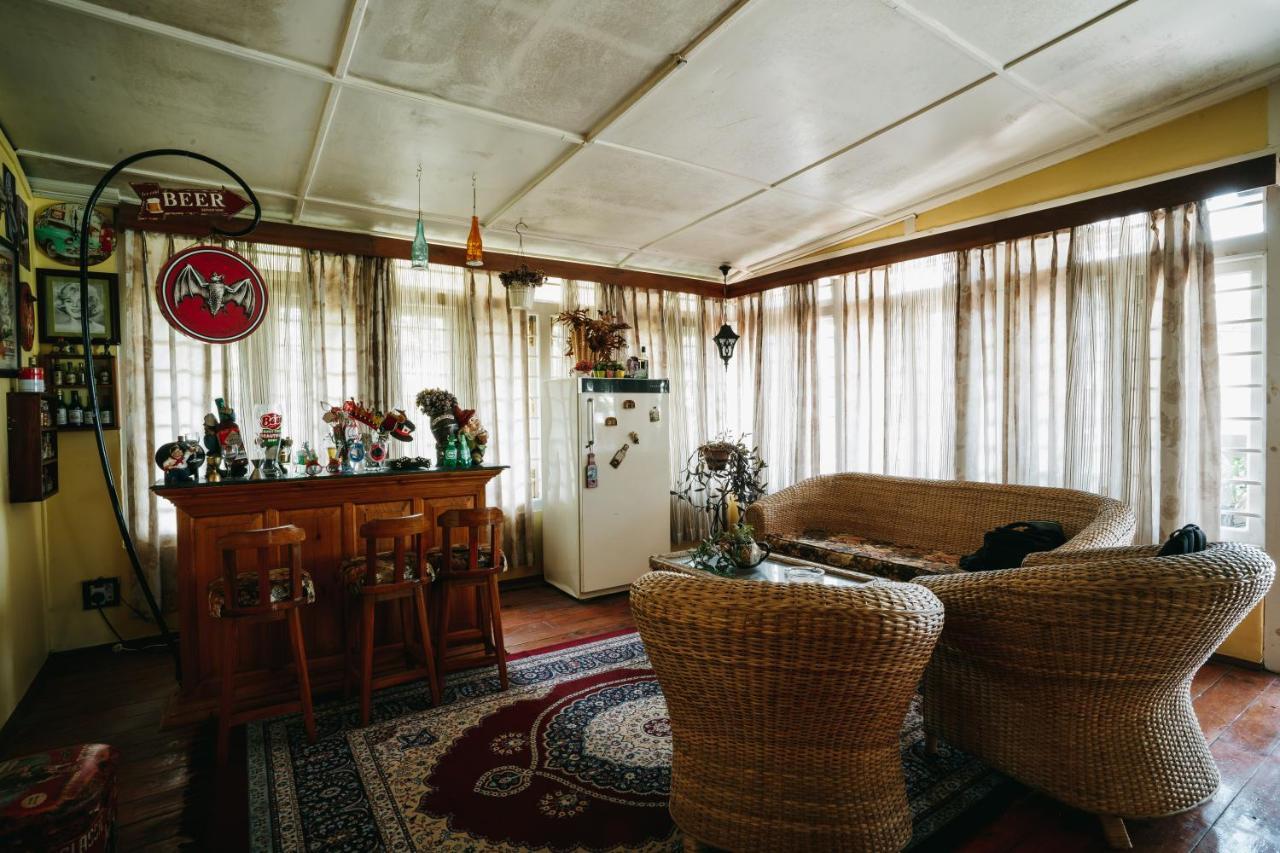 Rock Cliff Home Stayシロン エクステリア 写真