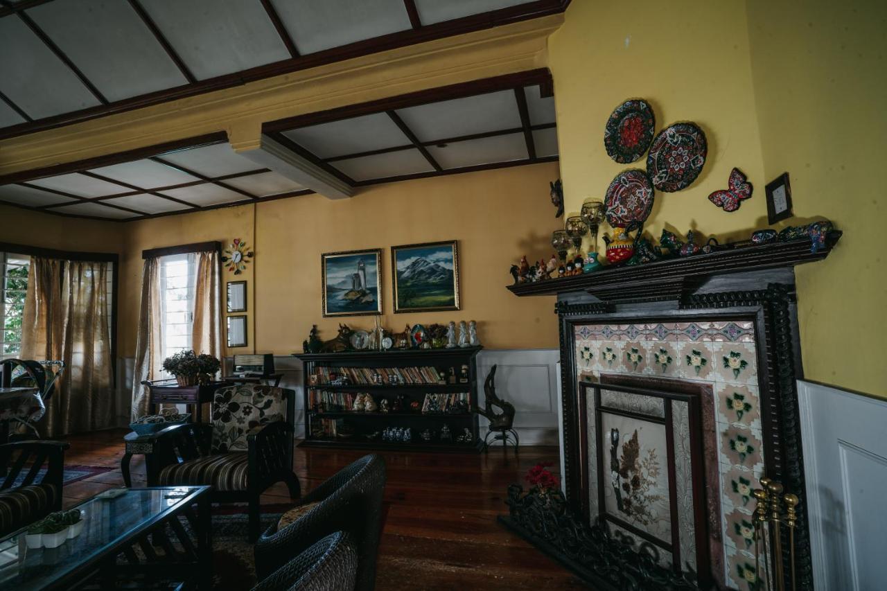 Rock Cliff Home Stayシロン エクステリア 写真